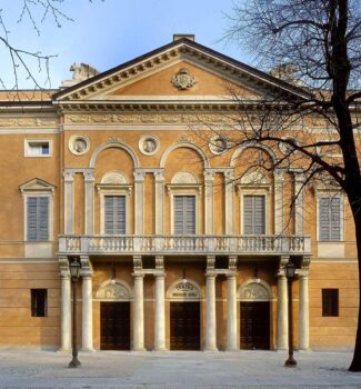 teatro asioli correggio esterno
